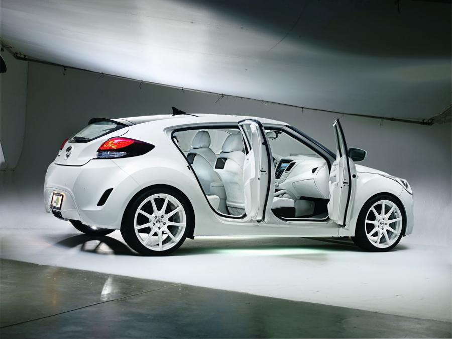  Hyundai Veloster Tech by Remix 2011 года  (фото 13 из 15)